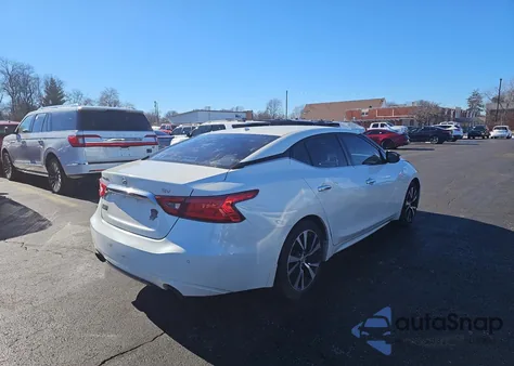 2018 Nissan Maxima 3.5S z USA, uszkodzony, nr VIN 1N4AA6AP2JC371232